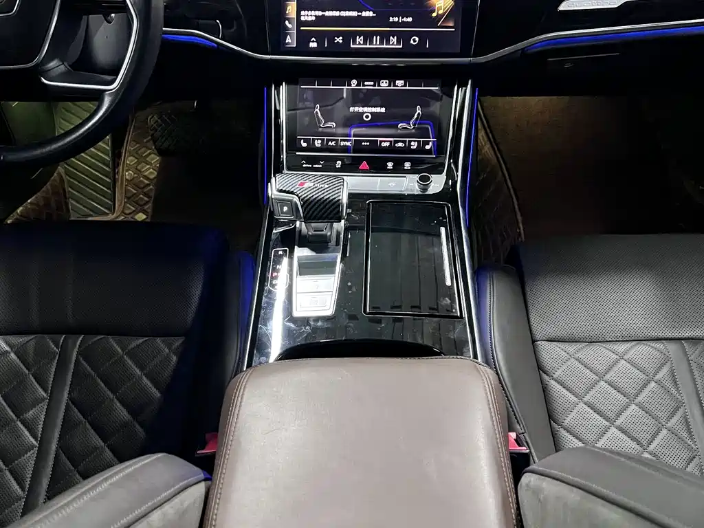 Audi A8 — миниатюра 15
