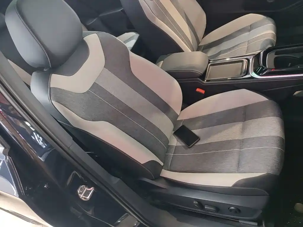 Volkswagen ID.4 Crozz — миниатюра 25