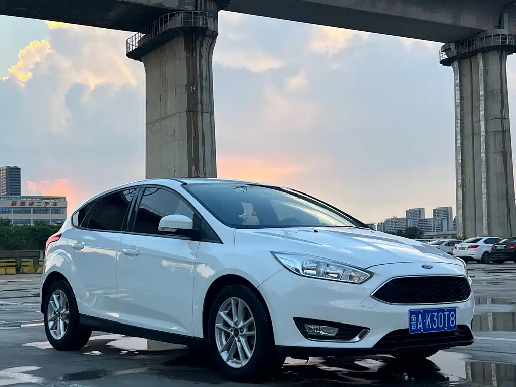 Ford Focus — миниатюра 3