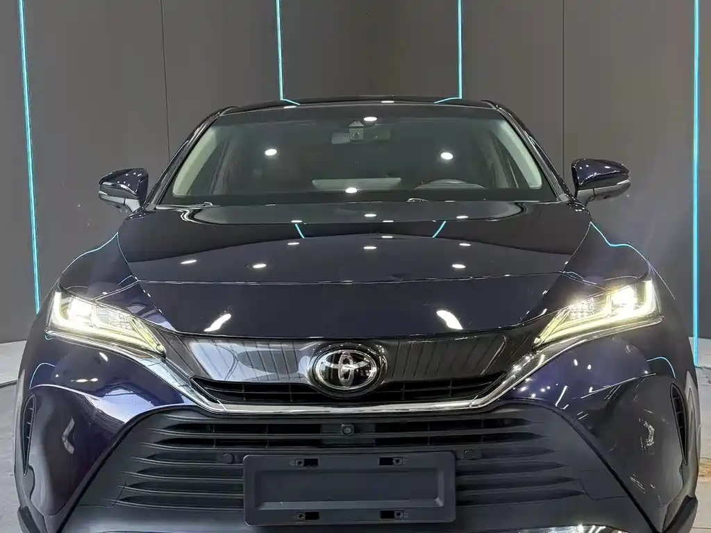 Toyota Harrier — миниатюра 2