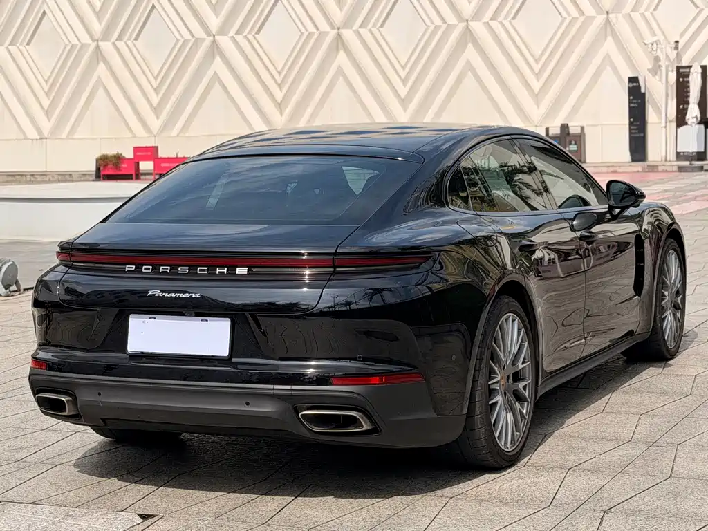 Porsche Panamera — миниатюра 6