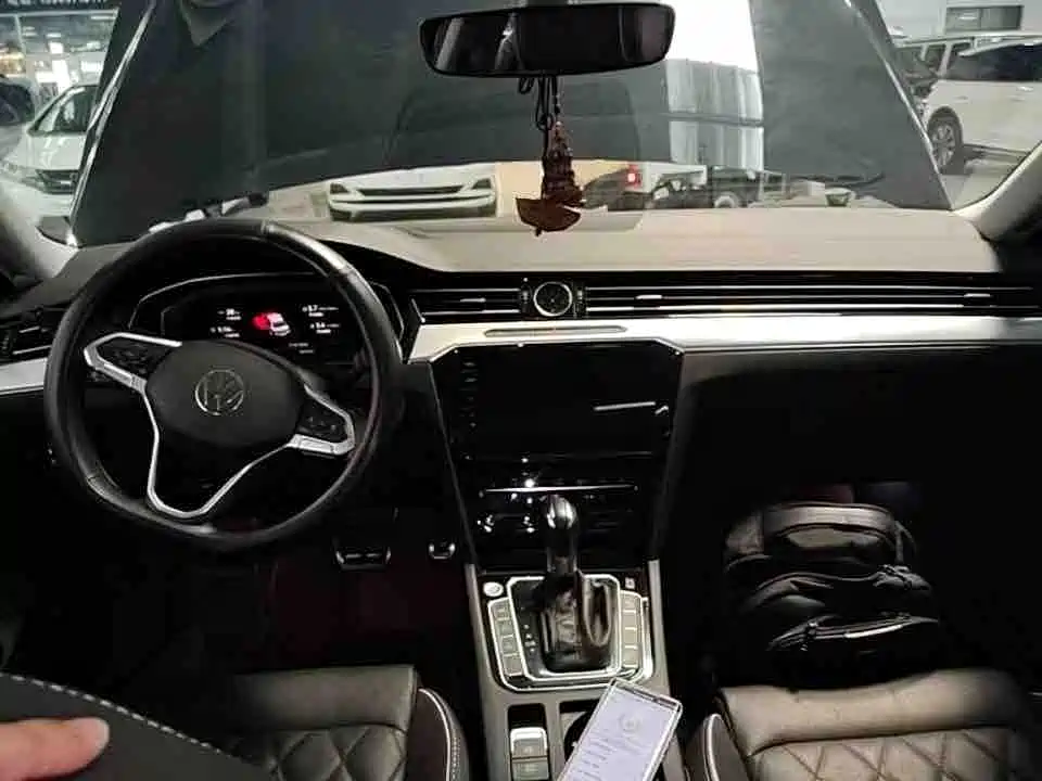Volkswagen Magotan PHEV — миниатюра 4