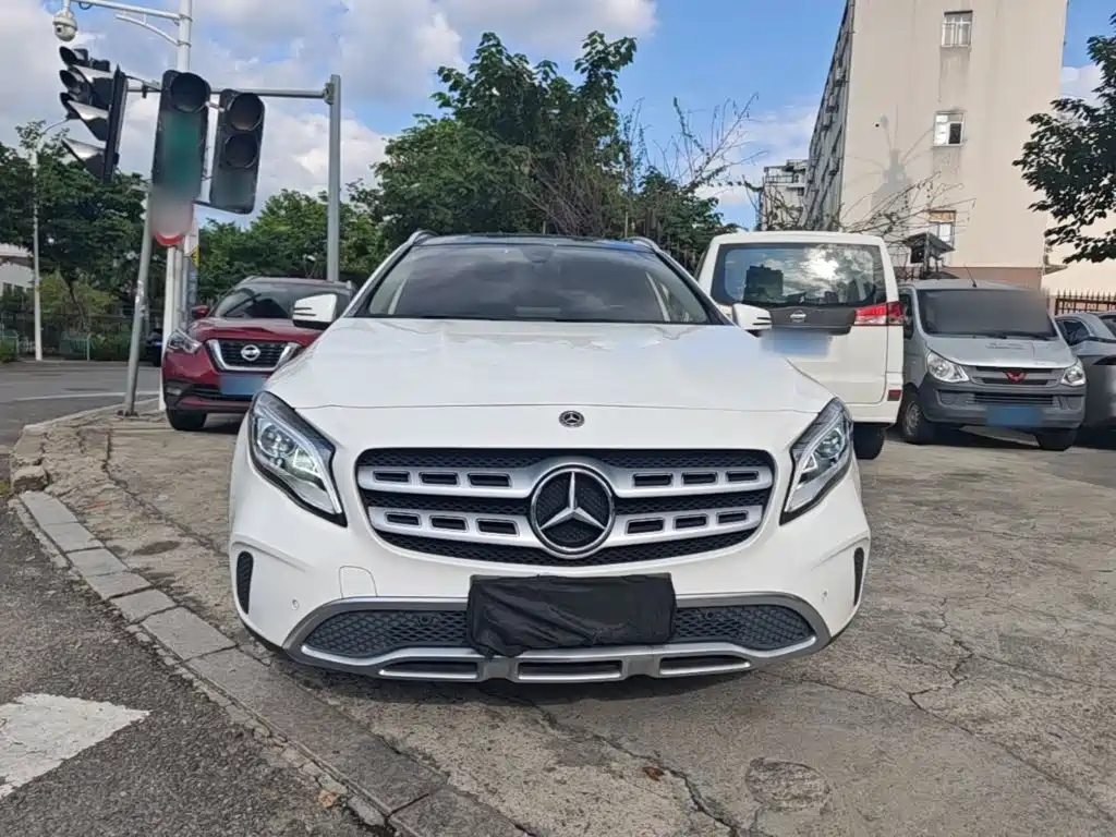 Mercedes-Benz GLA — миниатюра 3