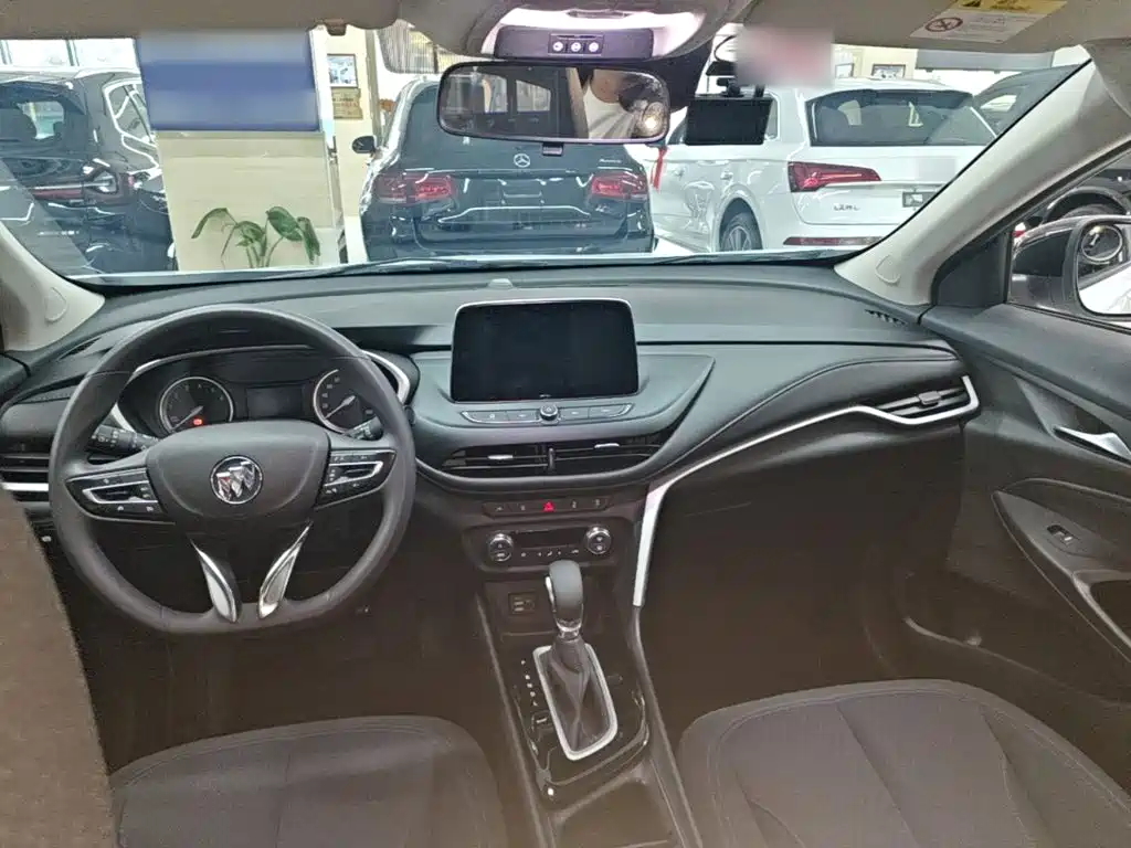 Buick Encore — миниатюра 10