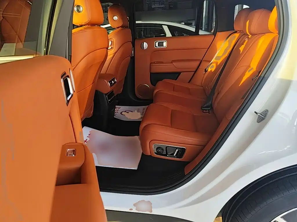 Li Auto Li L7 — миниатюра 17