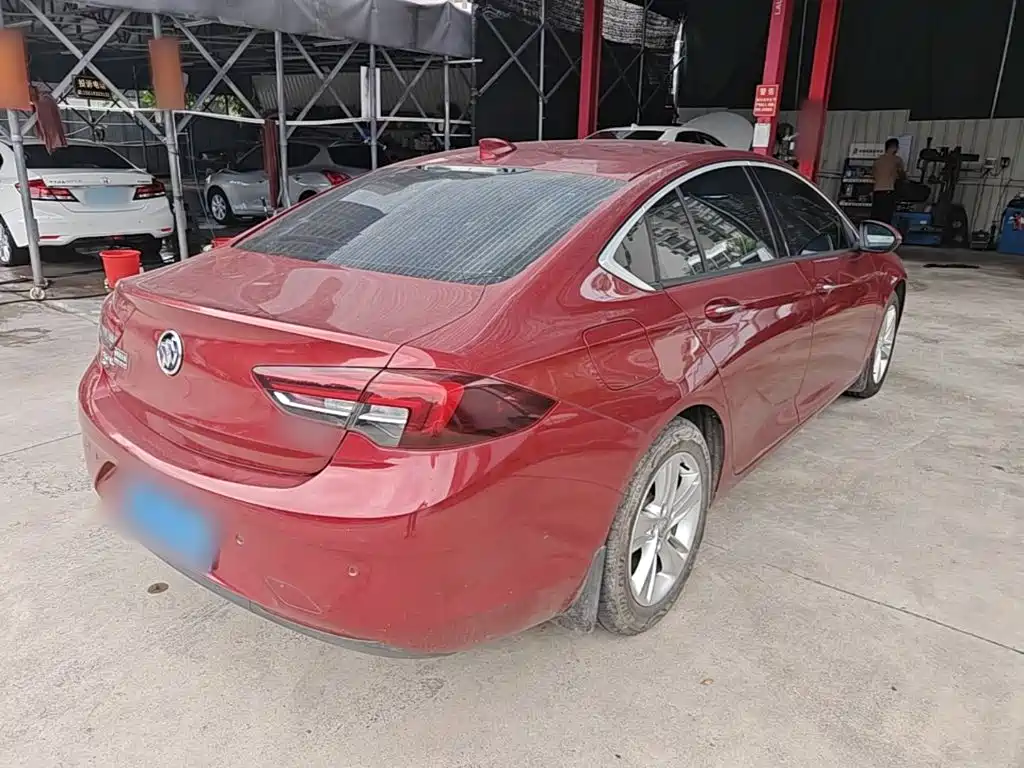 Buick Regal — миниатюра 7
