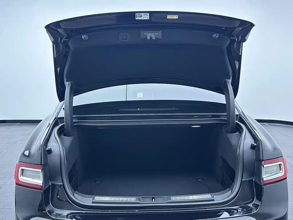 Lincoln Continental — миниатюра 22
