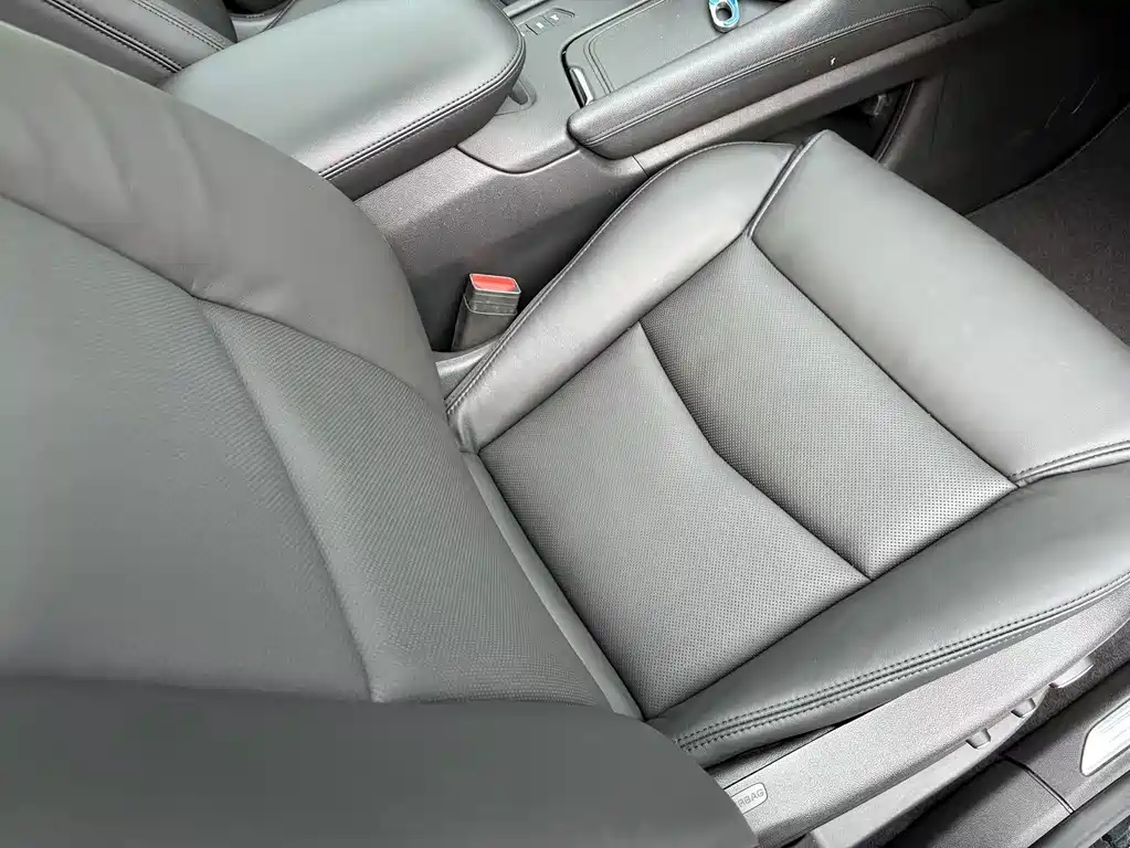 Cadillac XT5 — миниатюра 32