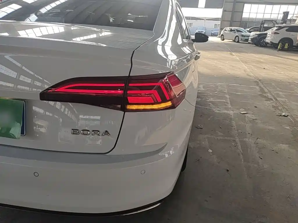 Volkswagen Bora — миниатюра 8