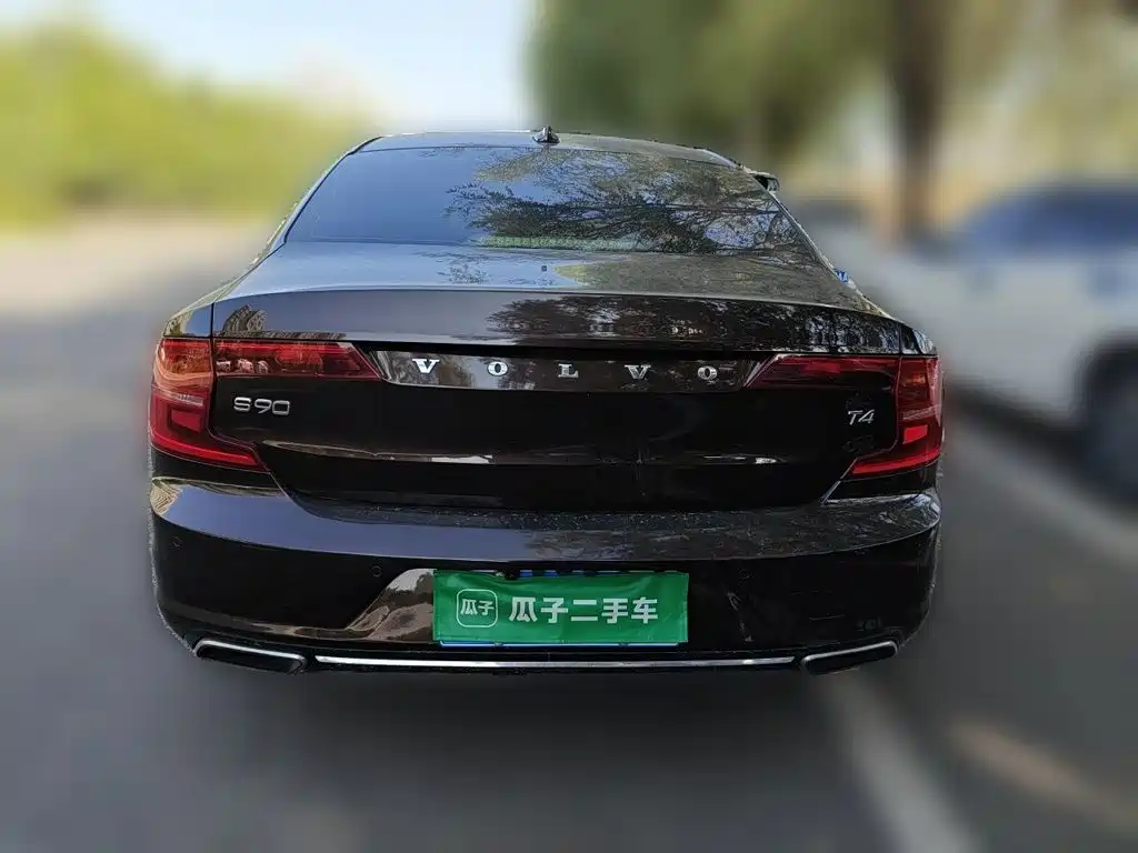 Volvo S90 — миниатюра 5
