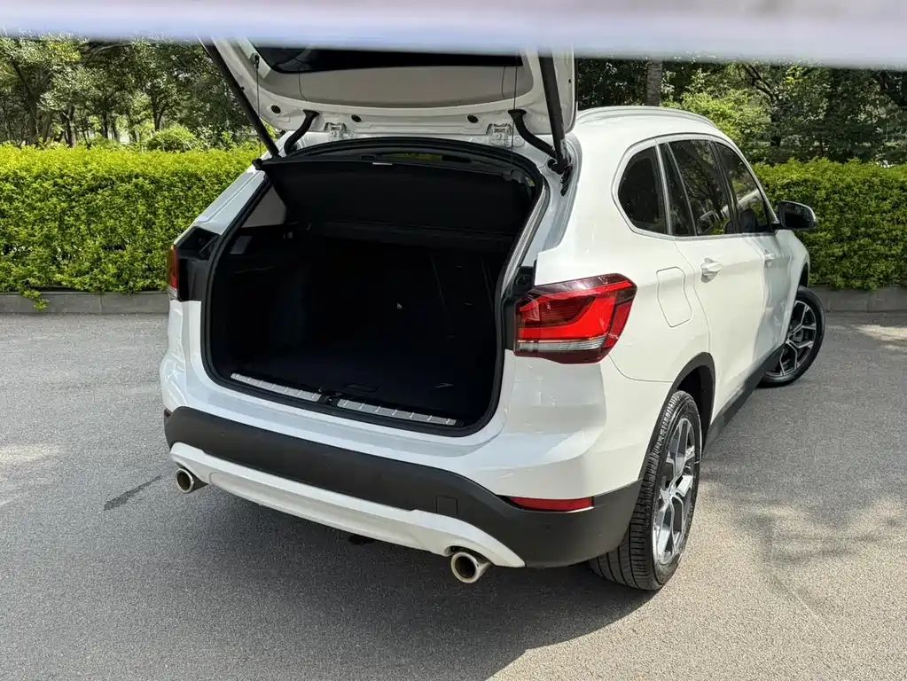 BMW X1 — миниатюра 10