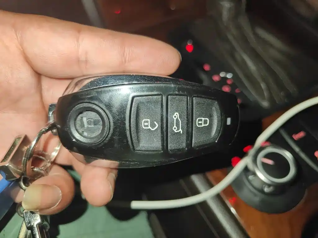 Volkswagen Touareg — миниатюра 12