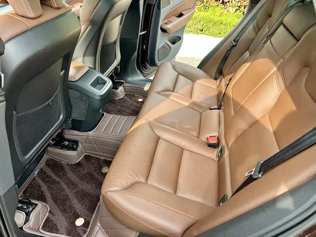 Volvo XC60 T5 4WD Smart Leisure Edition China VI, фото 10