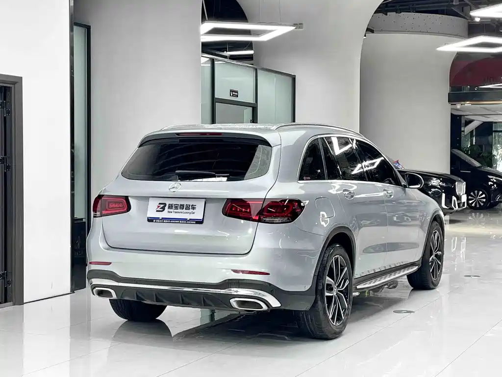 Mercedes-Benz GLC — миниатюра 12