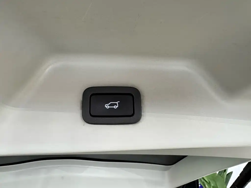 Land Rover Range Rover — миниатюра 22
