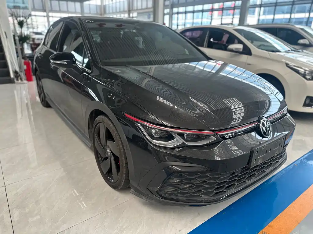 Volkswagen Golf GTI — миниатюра 3
