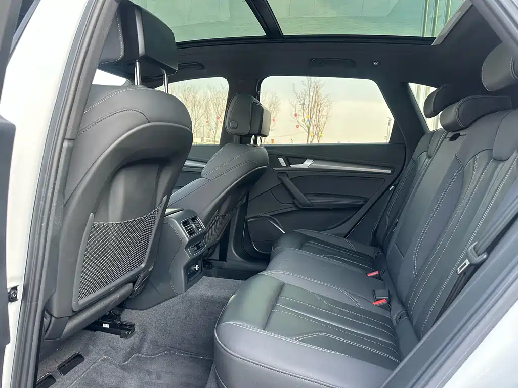 Audi Q5L 2024 40 TFSI Luxury