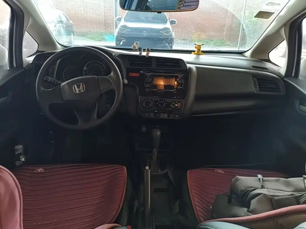 Honda Fit — миниатюра 14