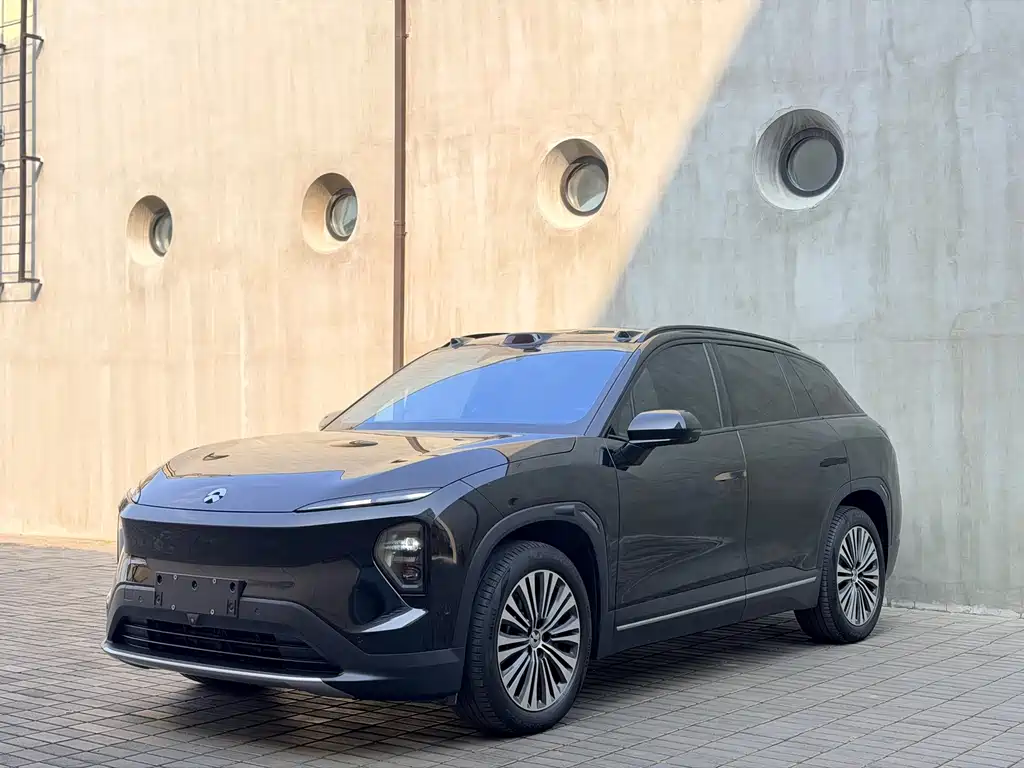 NIO ES7