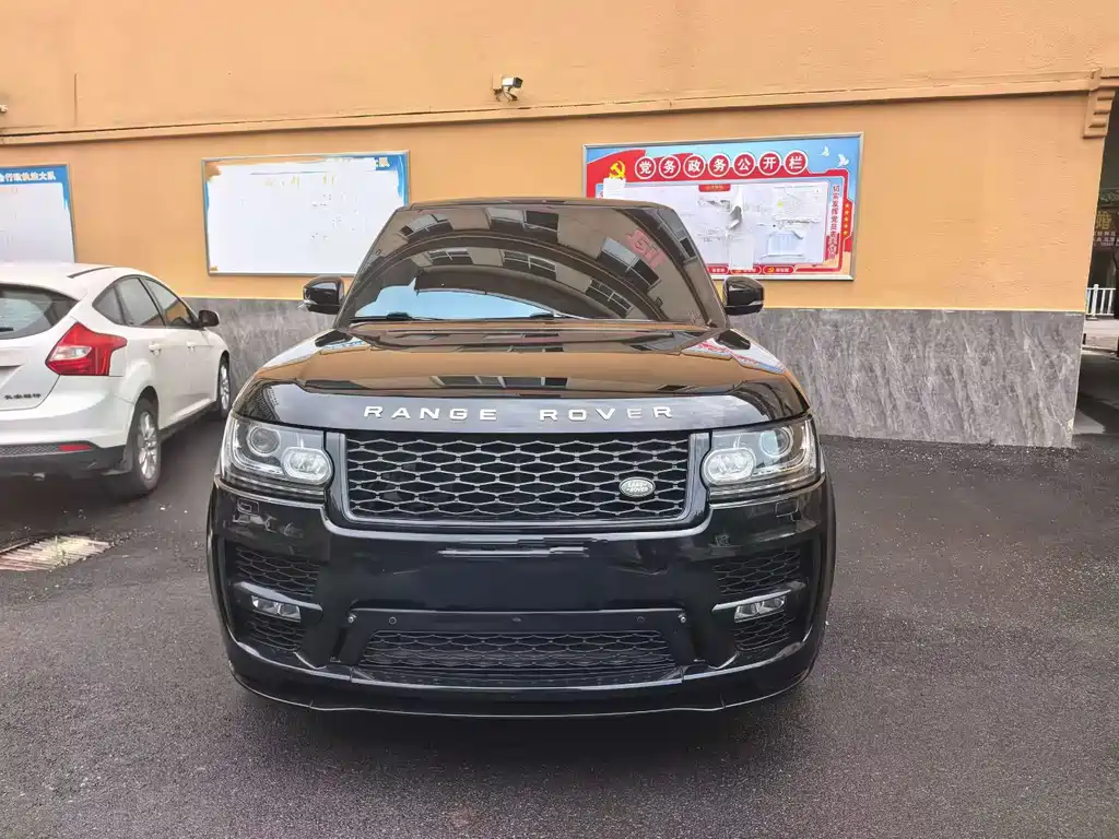 Land Rover Range Rover — миниатюра 2
