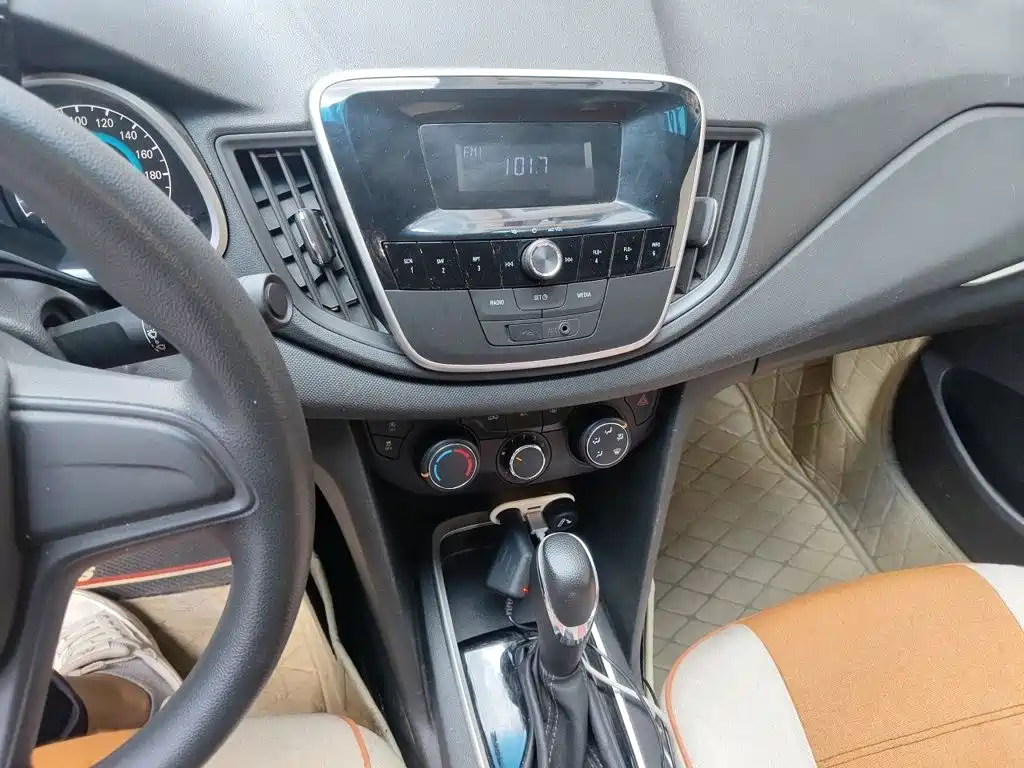 Chevrolet Cavalier — миниатюра 6