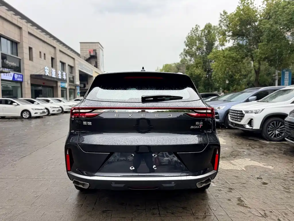 Exeed Lingyun — миниатюра 4