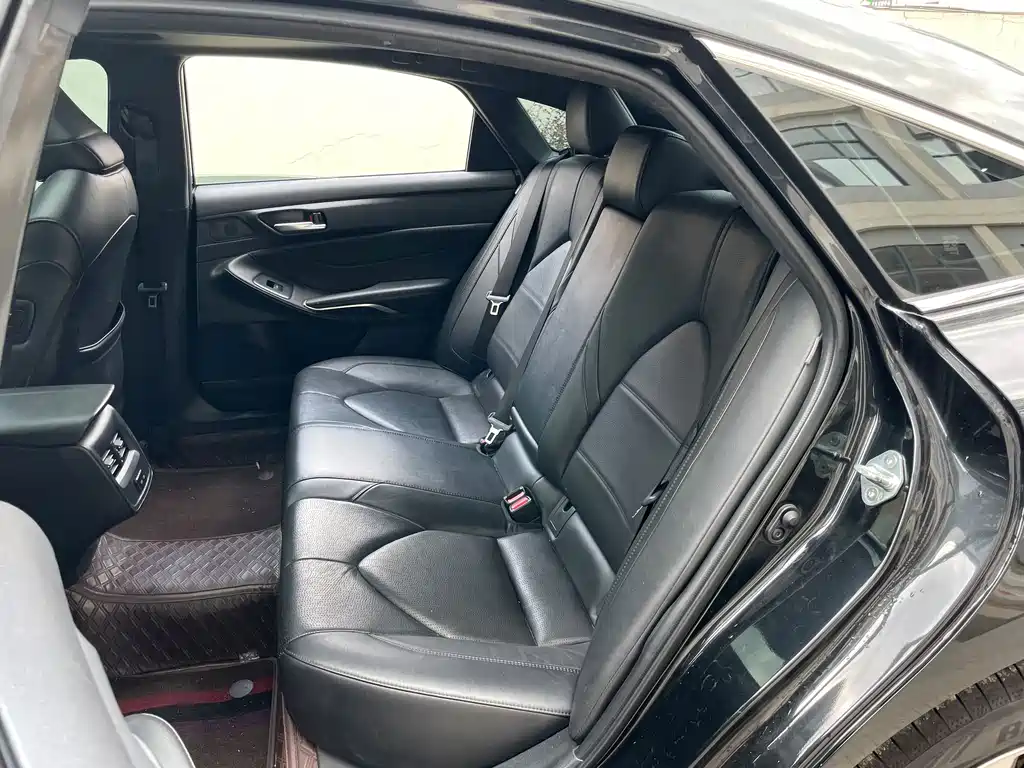 Toyota Avalon — миниатюра 9