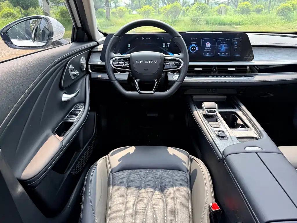 Chery Arrizo 8 — миниатюра 16