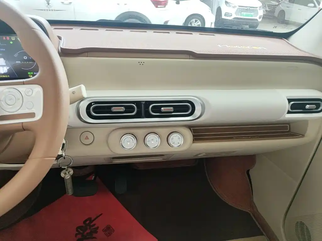 Wuling MINIEV — миниатюра 13