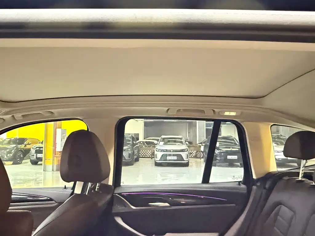 BMW X3 — миниатюра 12