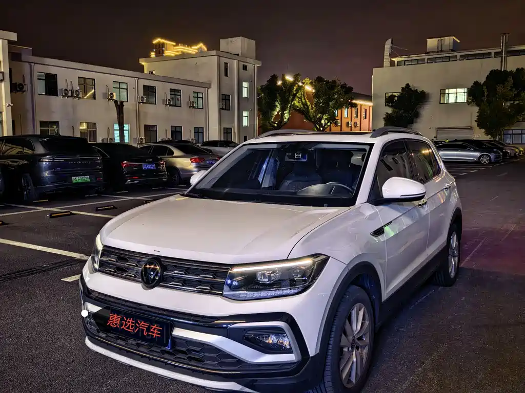 Volkswagen T-Cross 2024