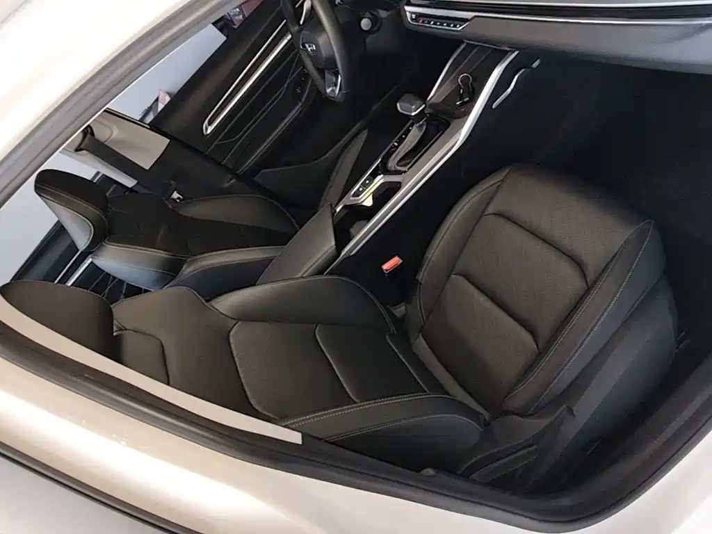 Geely Emgrand — миниатюра 25