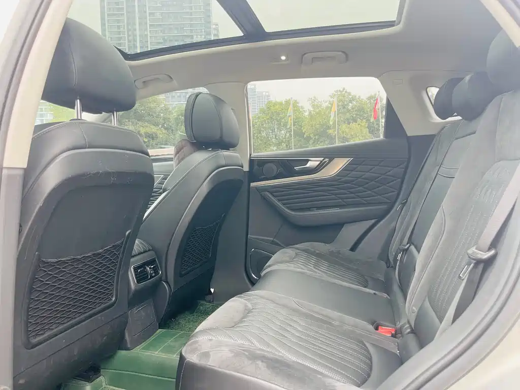 Hongqi Hongqi HS5 — миниатюра 9
