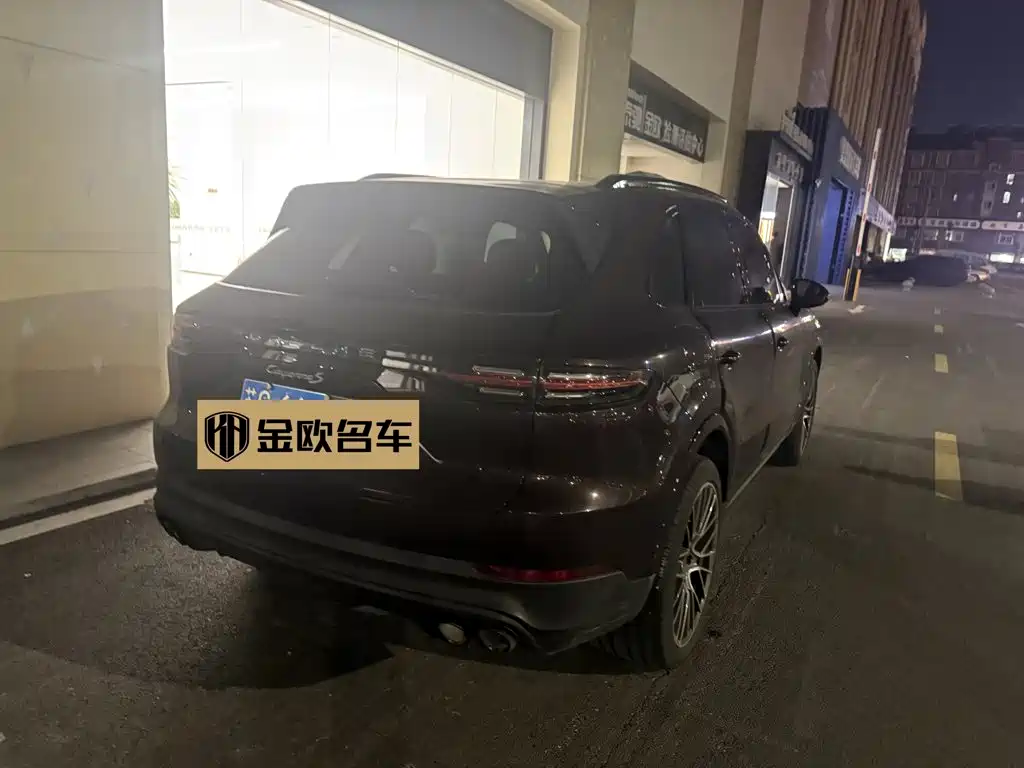 Porsche Cayenne — миниатюра 4