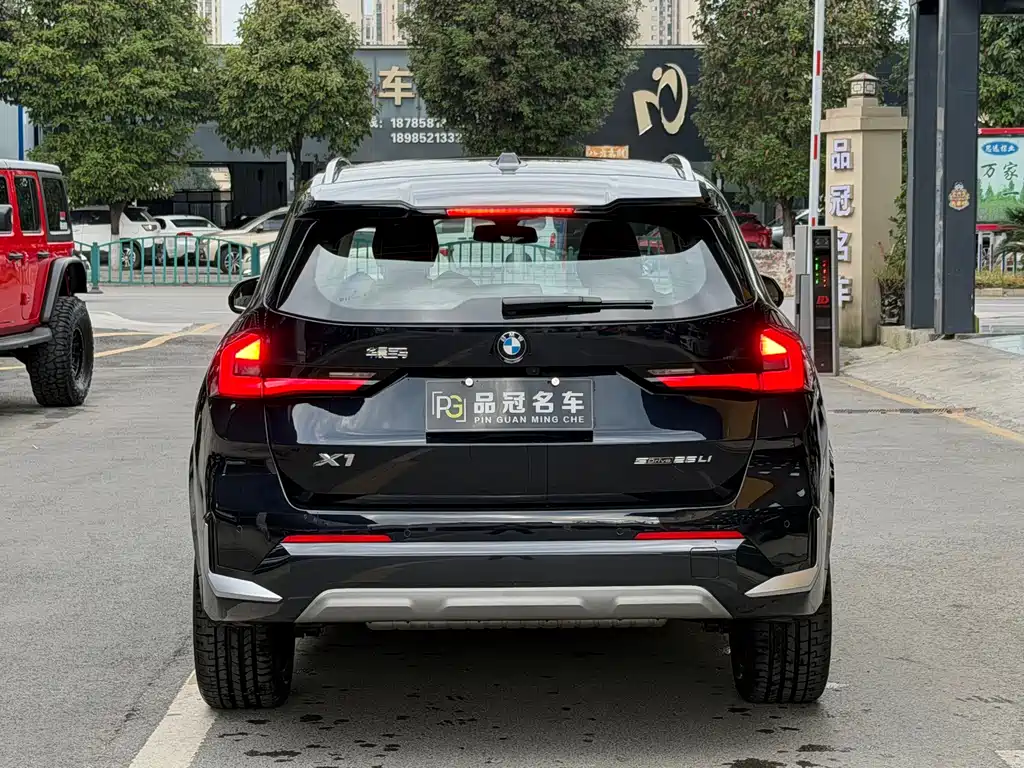 BMW X1 — миниатюра 8