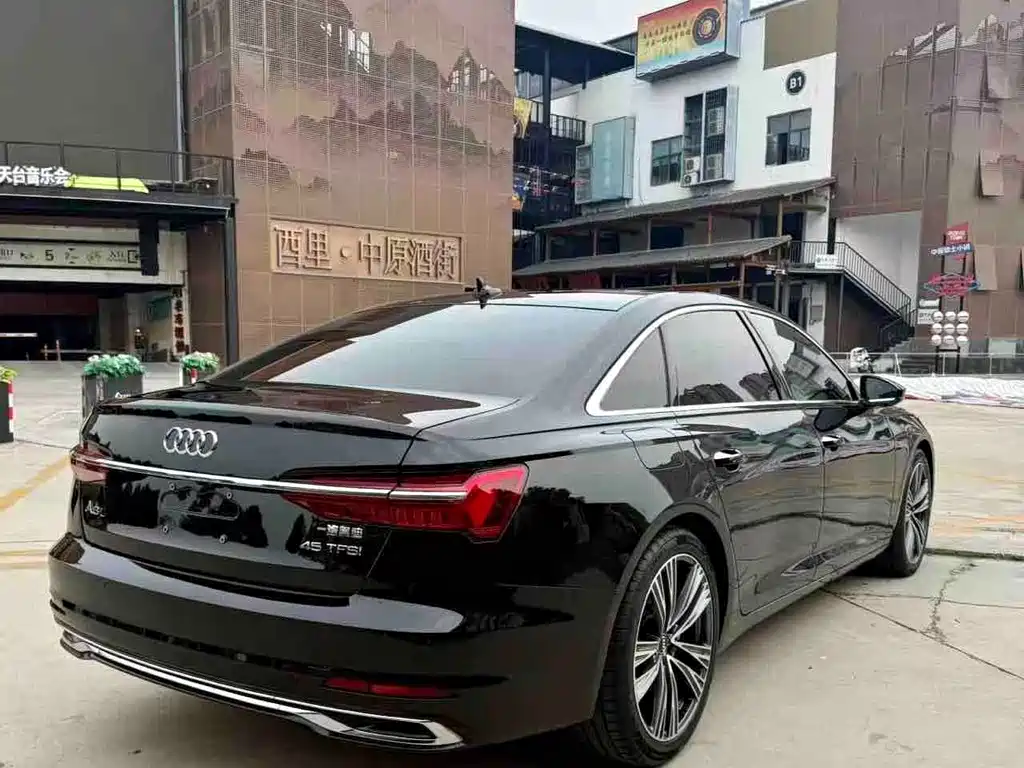 Audi A6L — миниатюра 7