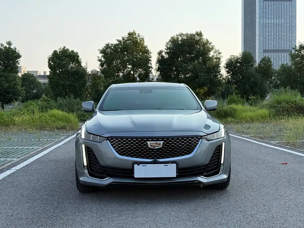 Cadillac CT5 — миниатюра 2