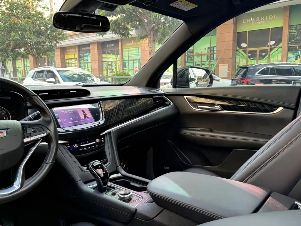 Cadillac XT6 — миниатюра 13
