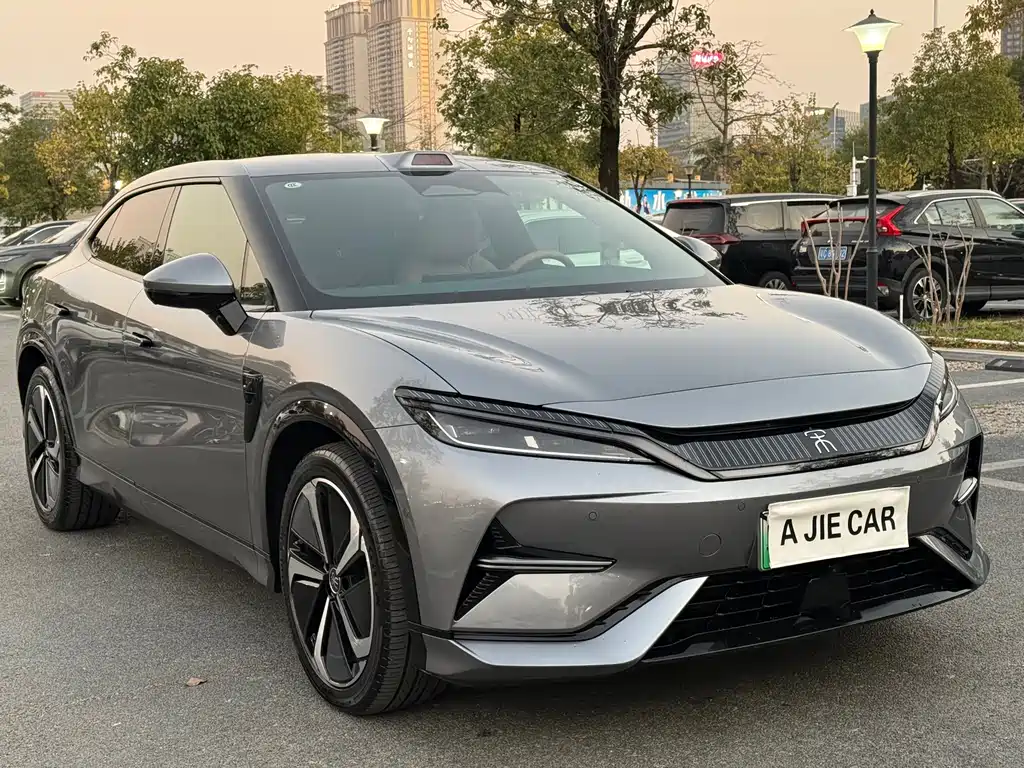 BYD SONG L EV