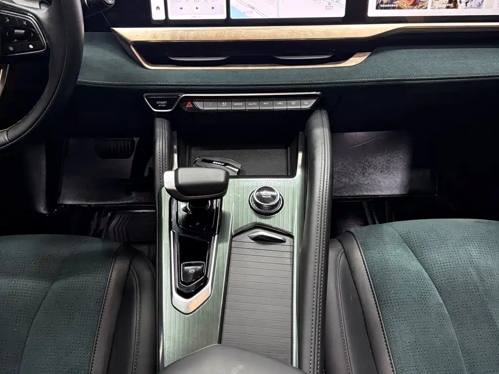 Geely Xingyue L — миниатюра 12