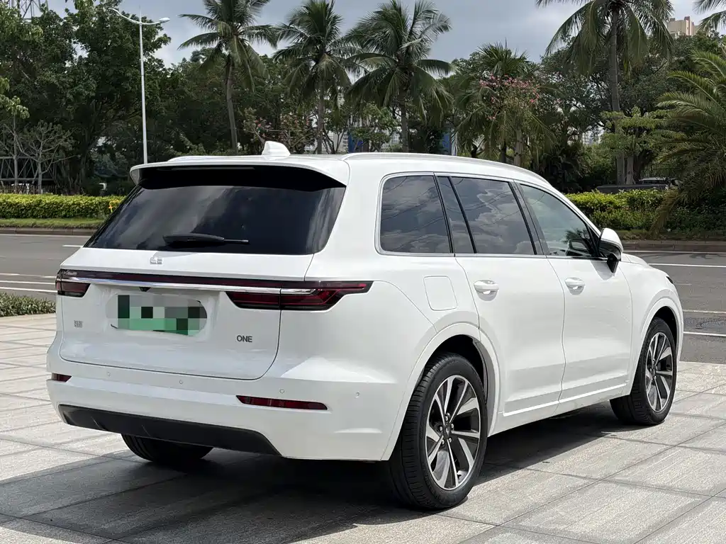 Li Auto Li ONE — миниатюра 6