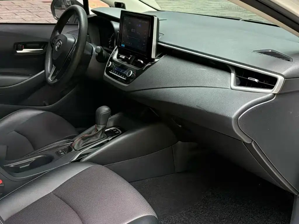 Toyota Corolla — миниатюра 4