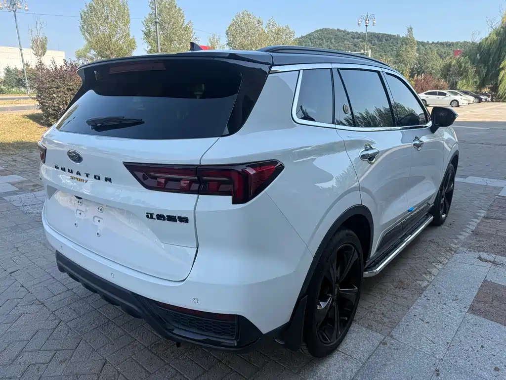 Ford Equator Sport — миниатюра 5