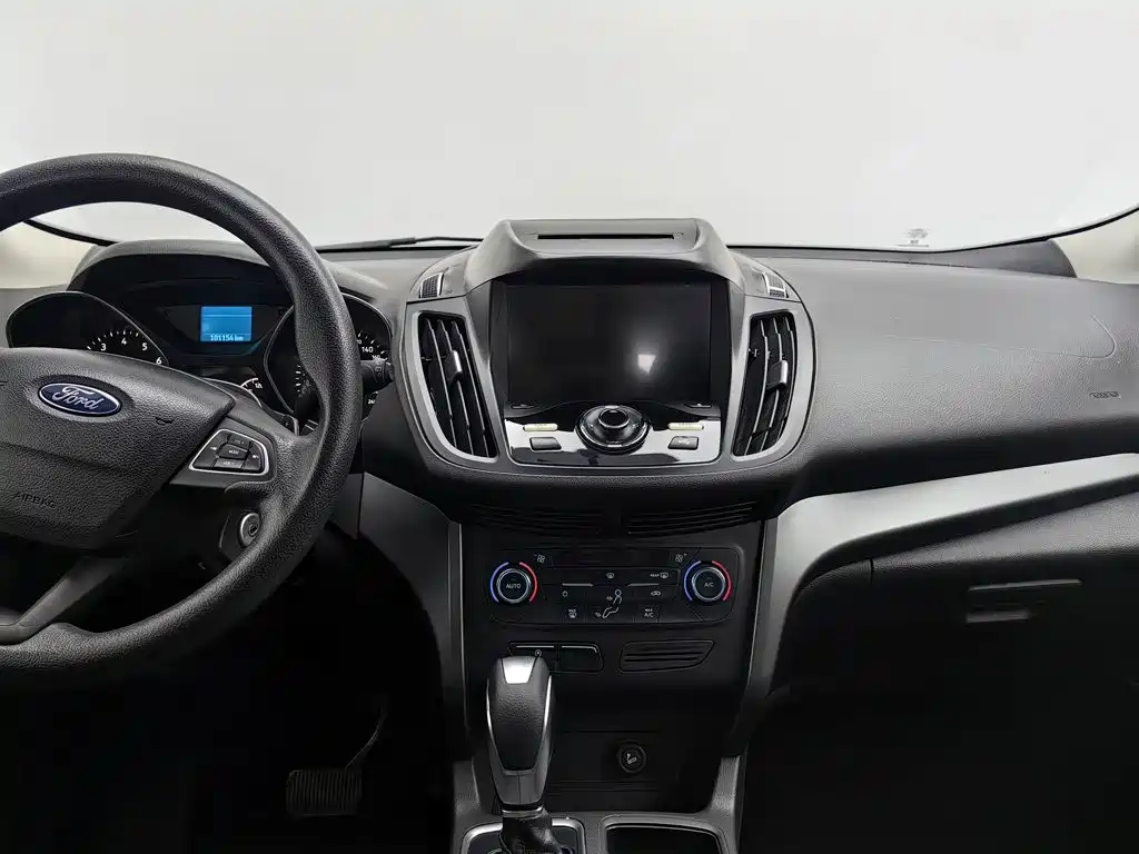 Ford Kuga — миниатюра 12