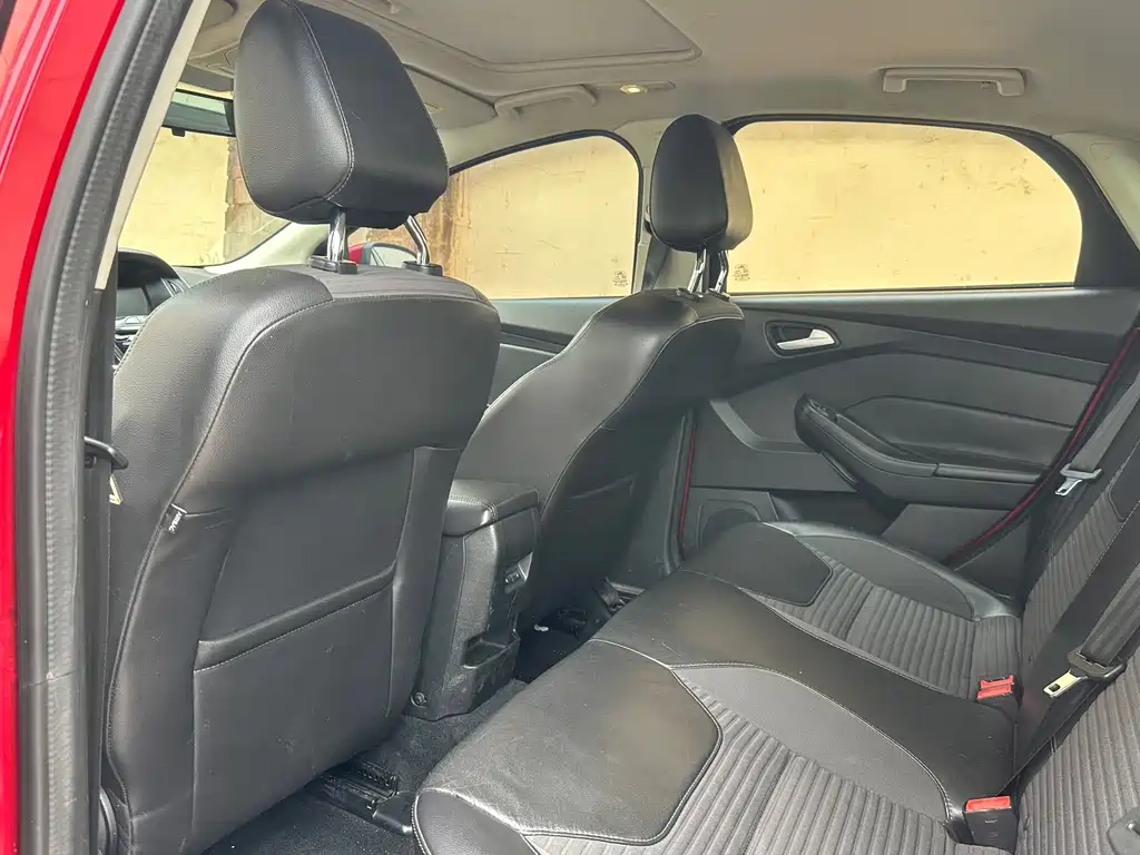 Ford Focus — миниатюра 3