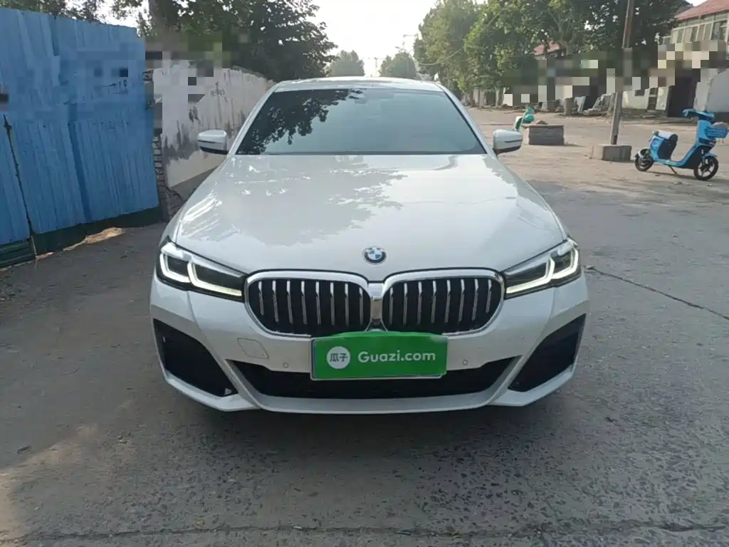 BMW 5 Series — миниатюра 3