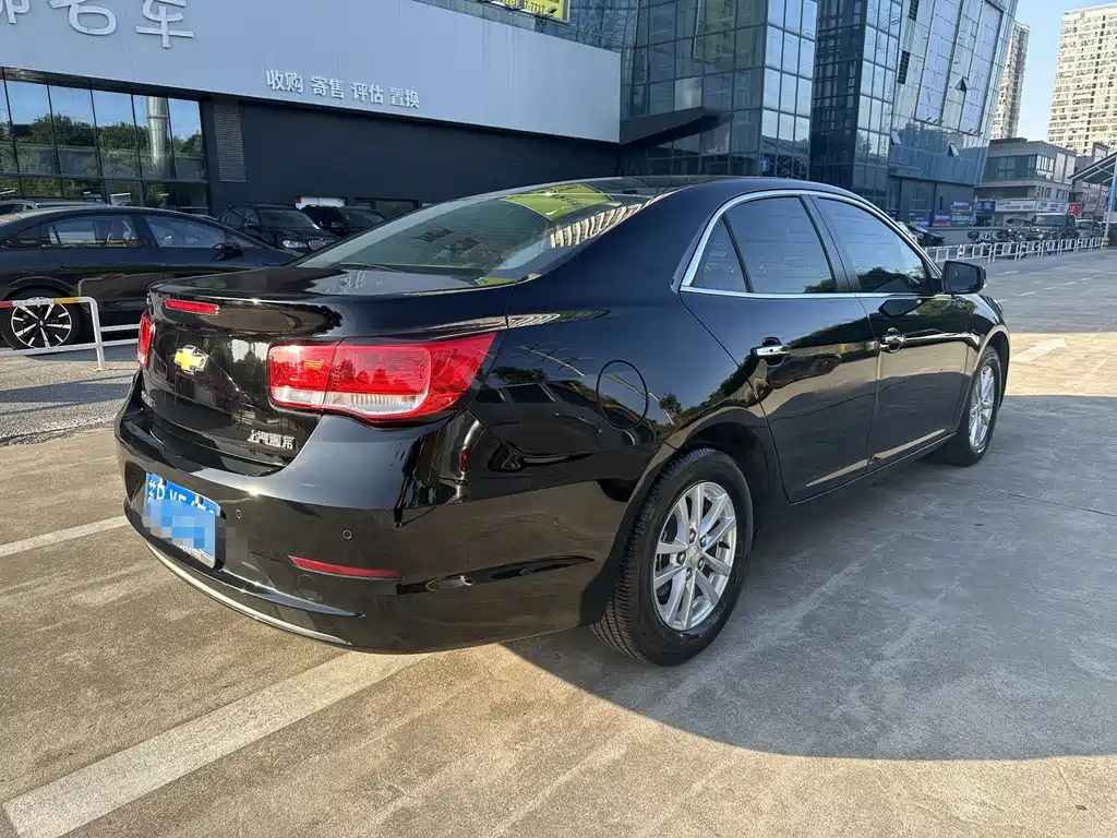 Chevrolet Malibu — миниатюра 4