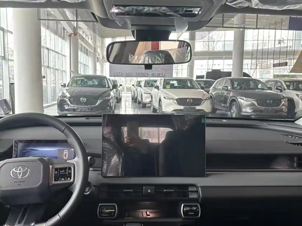 TOYOTA RAV4 RONGFANG