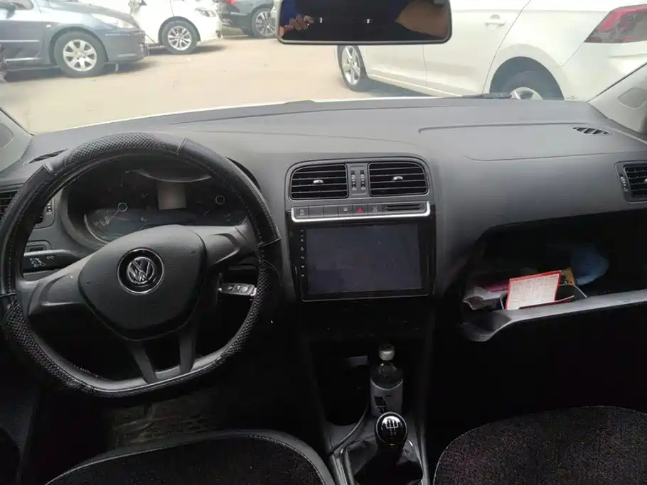 Volkswagen Polo — миниатюра 12