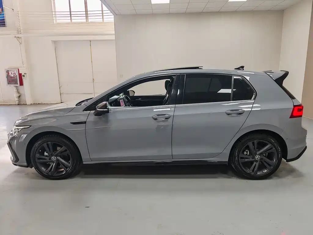 Volkswagen Golf — миниатюра 13